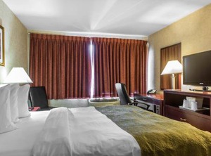 Ramada Plaza | Cote-Des-Neiges—Notre-Dame-De-Grace