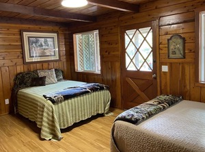 Rollins Inn | Cedar Ridge