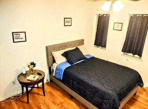 Hideaway Mins Downtown Stadiums | Midtown-Edmondson