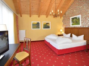 Hotel Karwendelhof | Seefeld Pedestrian Zone