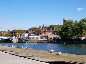 Sir Christopher Wren Hotel | Windsor City Centre