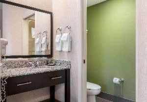 Comfort Suites Downtown Carlisle | Carlisle