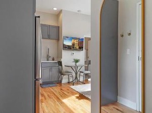 Furnished | Lake View East
