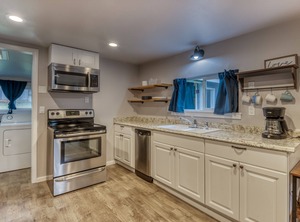 Surf Haven Fire Pit Walking Distance Surfing Beaches | Otter Rock