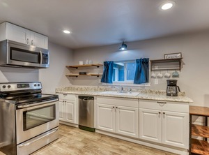Surf Haven Fire Pit Walking Distance Surfing Beaches | Otter Rock