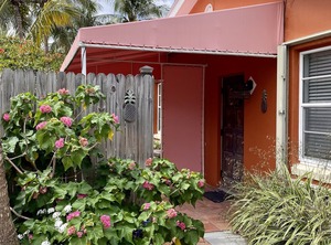Surf Road Duplex Cottage At The Beach | Briny Breezes