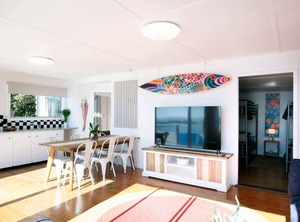 Surf Shack Boat Beach | Seal Rocks