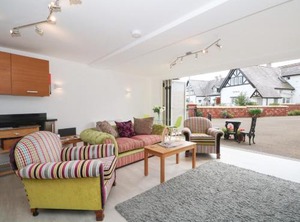 The Lodge At Cross Cottage | Holt