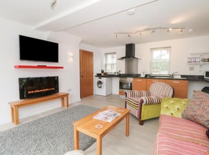 The Lodge At Cross Cottage | Holt