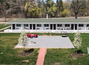 The Minuteman Inn | Acton