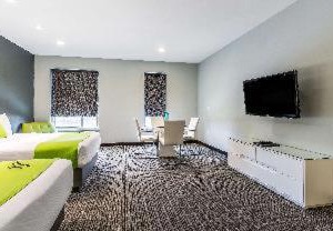 The Wallhouse Hotel | Walnut Creek