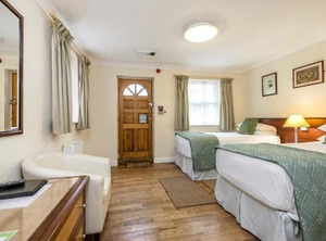 The Inn Well | Ogbourne St George