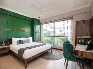Stay Bandra East | Bandra West
