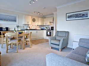 Deck Linden Court Brixham | Brixham