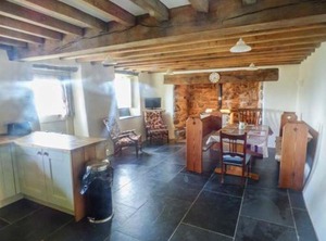 Llwyn | Llanelltyd