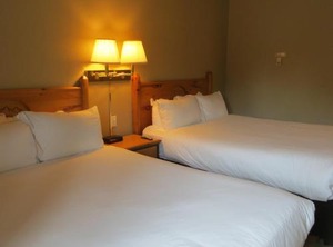 Waterton Lodge Resort | Waterton Park
