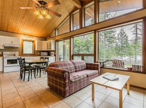 Chalets Du Lac Grenier | Chertsey