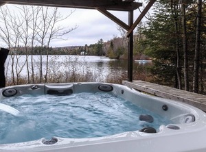 Chalets Du Lac Grenier | Chertsey