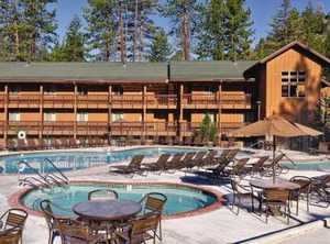 Wyndham South Shore | Round Hill Village