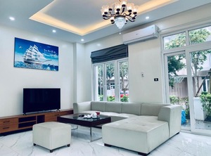Xanhvillas Resort | Thach That
