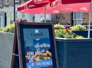 Ty Castell | Bont Newydd