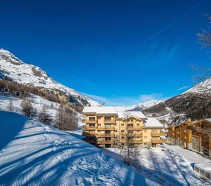 Ski Slopes Valley Swimming Sauna Hammam 