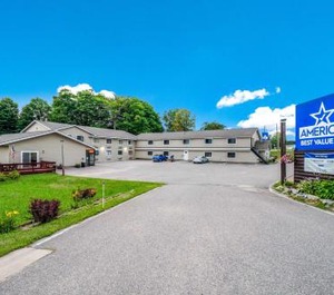Americas Value Inn Marquette 