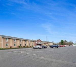 Americas Value Inn Foxboro 