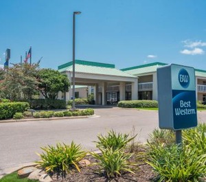 Flagship Inn 