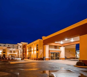 Parkway Hotel 