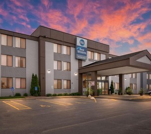 Waukesha Grand 