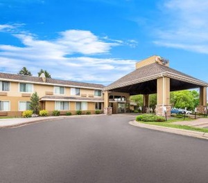 Comfort Inn West 