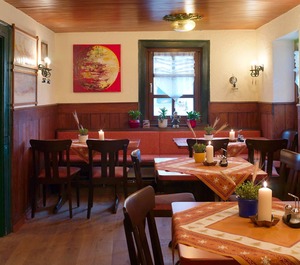 Adler Hotel Biergarten 