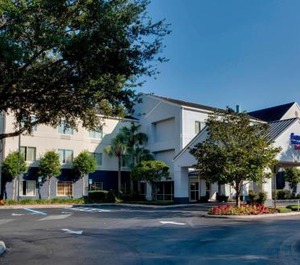 Fairfield Inn 