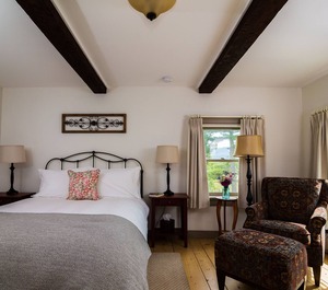 Bark Eater Inn Keene 