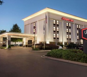 Hampton Inn 