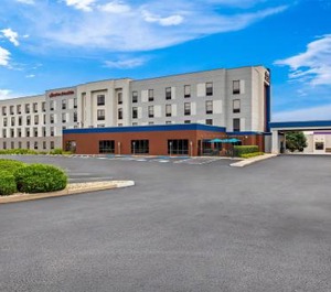 Hampton Inn City 