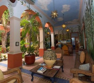Hotel 