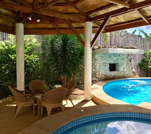 Lapu Cottages Restaurant 