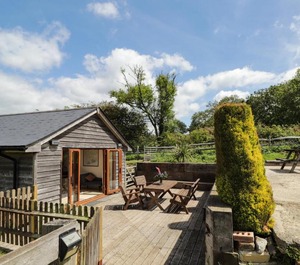 Farm Lodge 