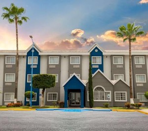 Microtel Inn 