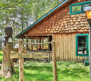 Hodge Podge Lodge Sand 