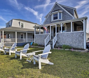 Cape Cod Porch Yard Grill 