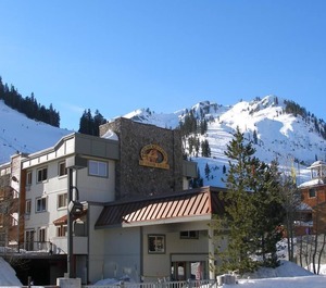 Redwolf Lodge Squaw Valley 