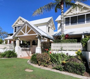 Royle Palms Beach 