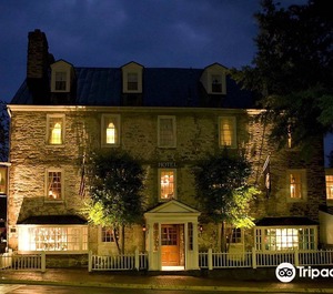 The Red Fox Inn 