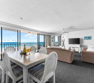 The Rocks Resort 
