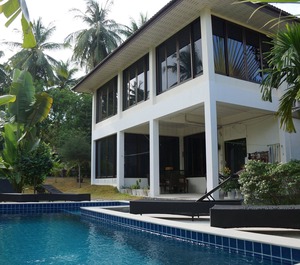 Twin Villas Swimming 
