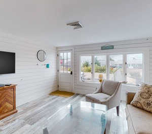 Beachside Bungalow 