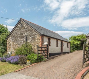 Woodpecker Cottage 